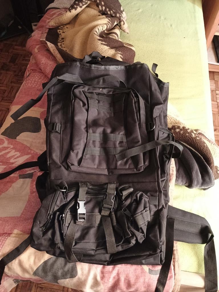 Sac de randonner neuf 80l de place, Enlèvement