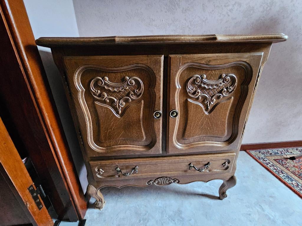 Eiken Kastje/Dressoir-Louis XV Franse Stijl met Houtsnijwerk, Ophalen