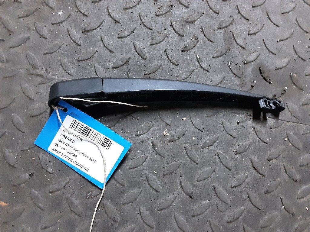 RUITENWISSERARM ACHTER Hyundai i30 Crosswagon (WWH), Gebruikt, Mevr. I. Hauben, Hyundai, Rue de l'Espoir 34 34
4030  GRIVEGNÉE, BE