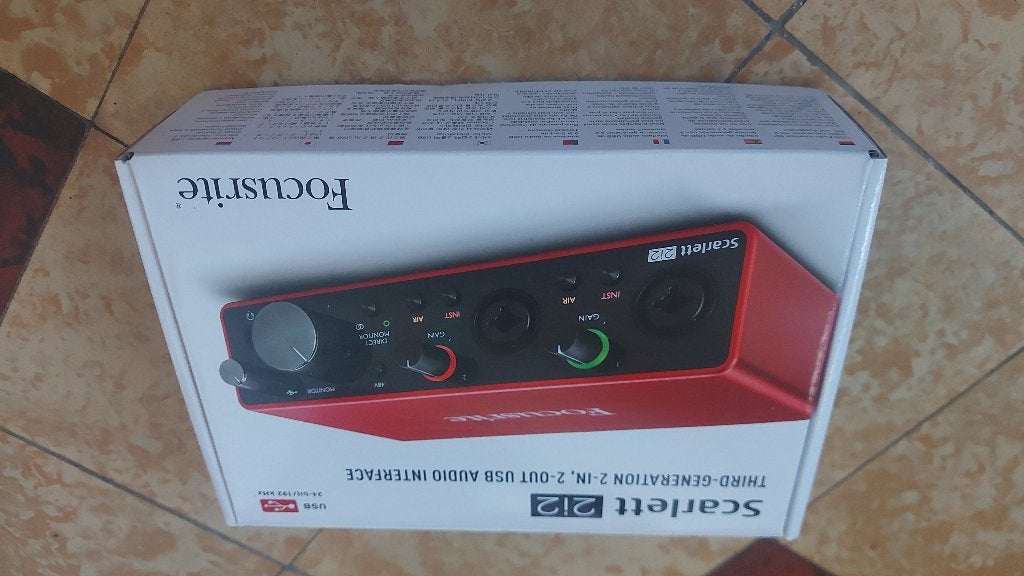 FOCUSRITE SCARLETT 2i2 TRAITEMENT AUDIO, Musique & Instruments, Modules de son, Enlèvement ou Envoi, Neuf