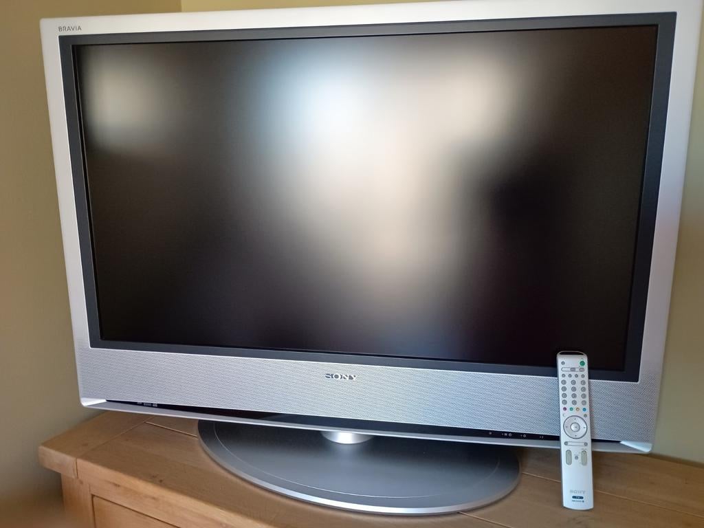 Téléviseur LCD Sony Bravia argenté, TV, Hi-fi & Vidéo, Enlèvement, LCD, Sony
