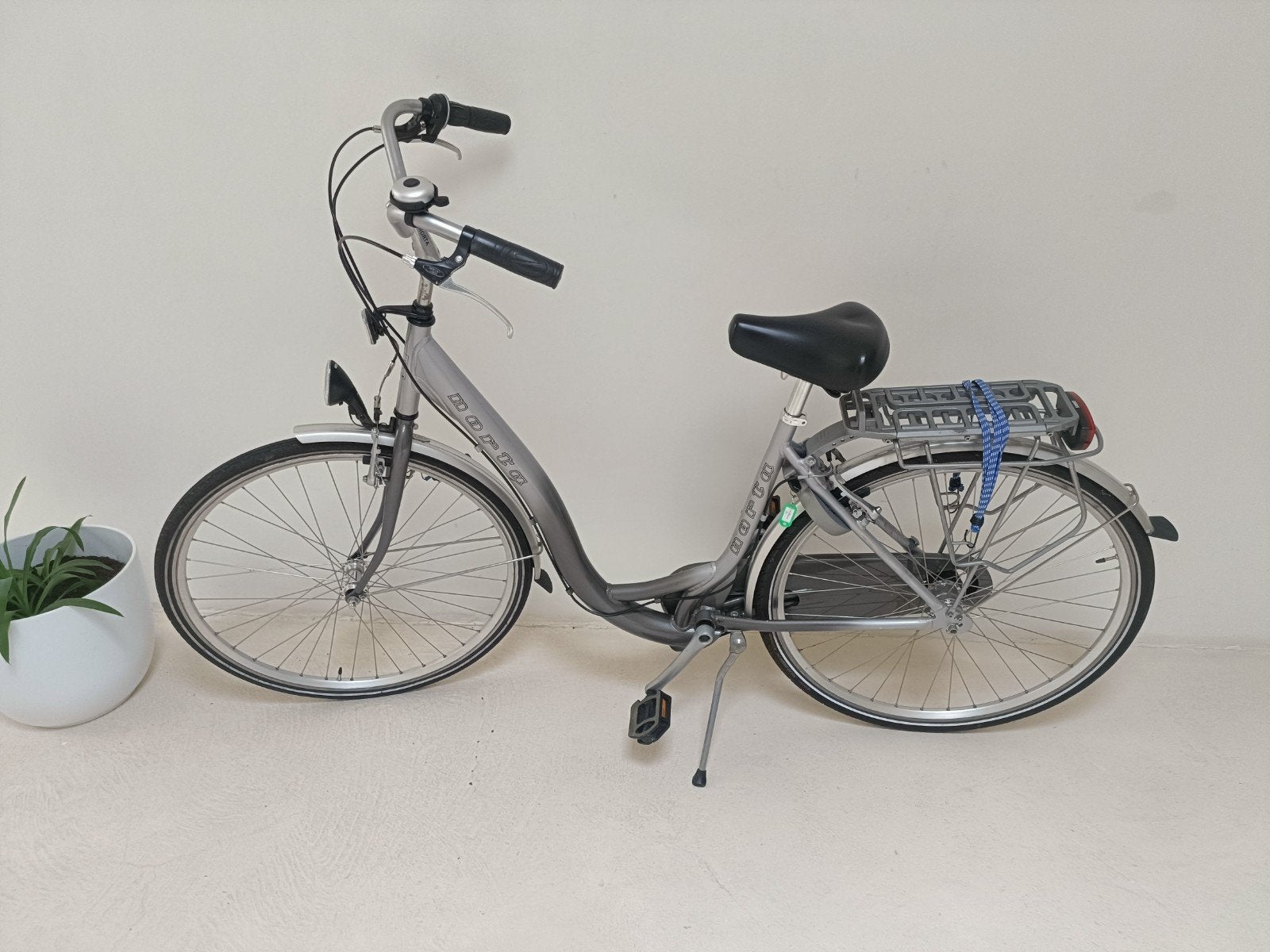 fiets van het merk norta, Fietsen en Brommers, Ophalen, Zo goed als nieuw, Velgrem, Versnellingen