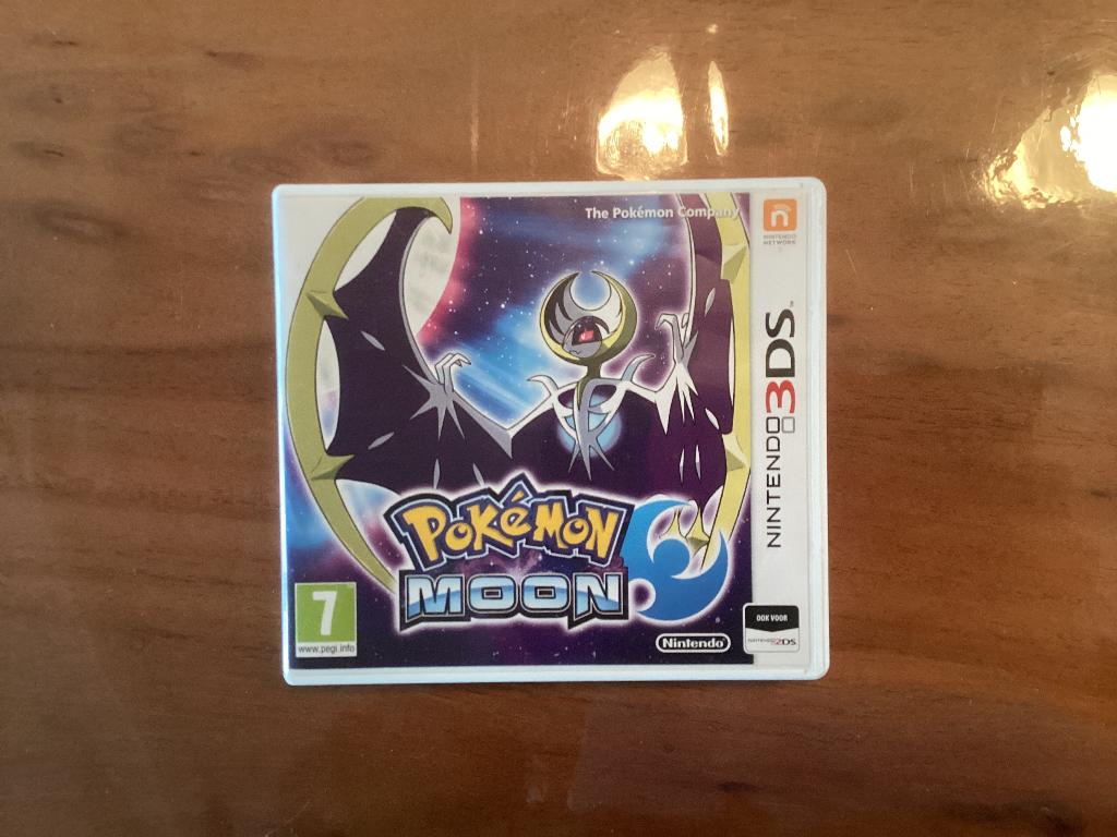 Pokemon moon Nintendo 3 ds boxed compleet, Games en Spelcomputers, Games | Nintendo 2DS en 3DS, Ophalen of Verzenden, Gebruikt