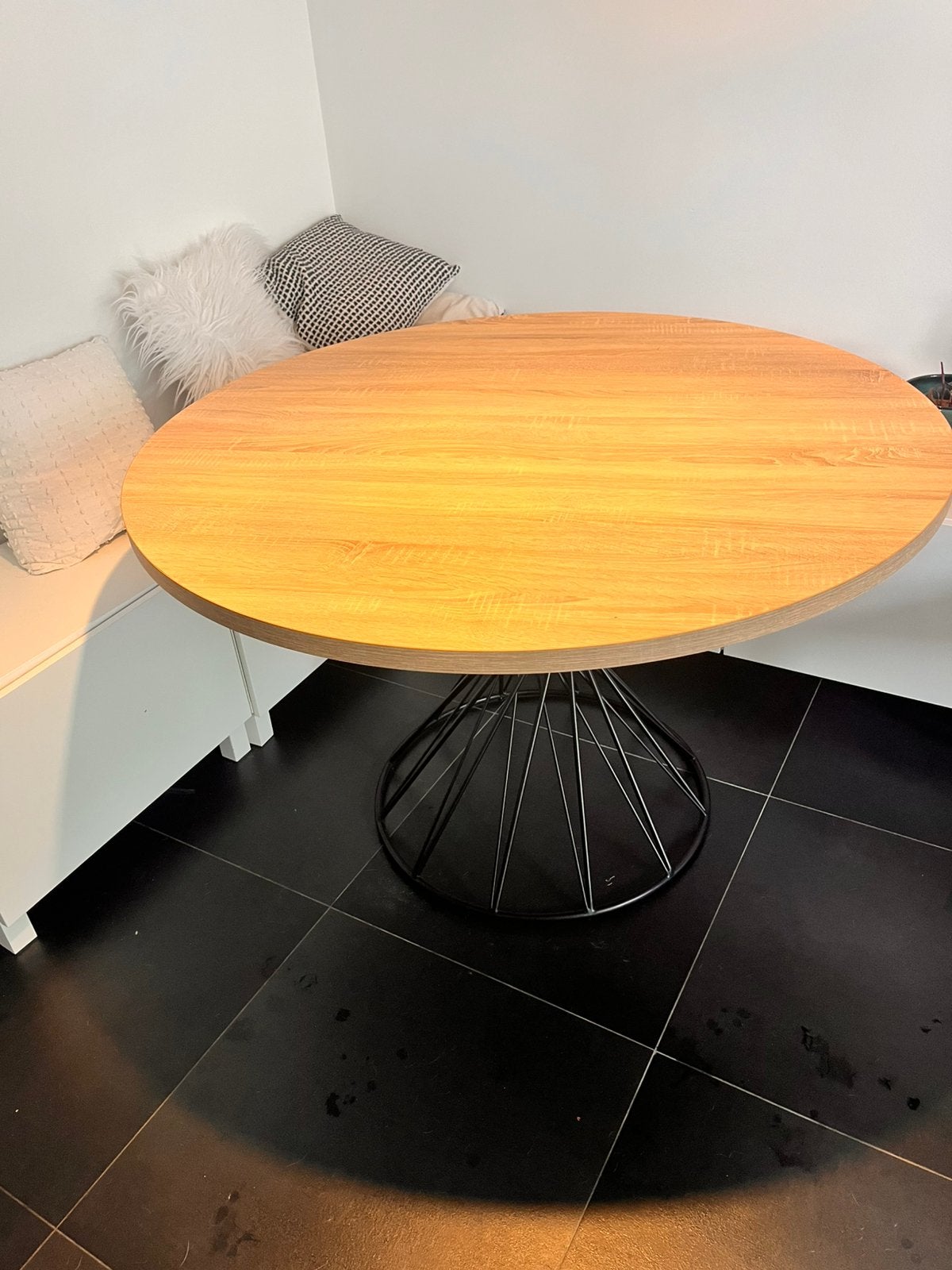 Table à manger ronde, Enlèvement, Comme neuf