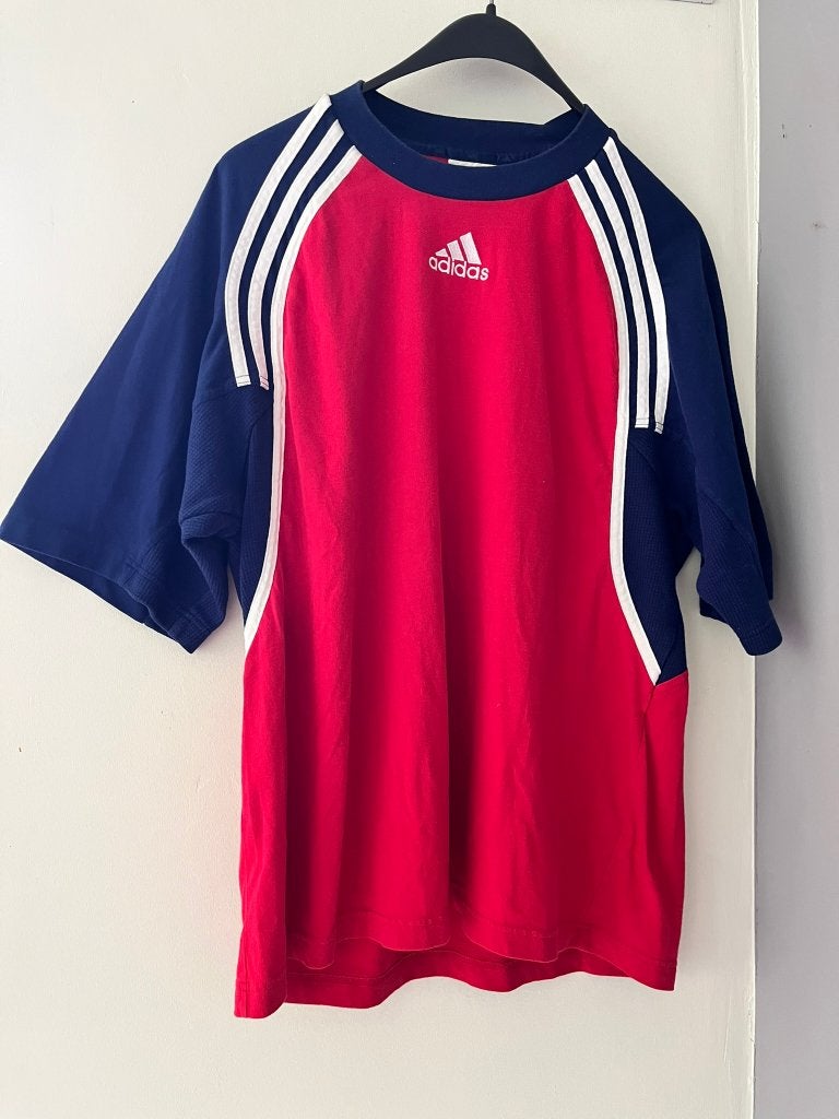 Vintage Adidas 90s T-shirt rood  3 Stripes oversized fit, Maat 52/54 (L), Ophalen of Verzenden, Adidas, Gedragen