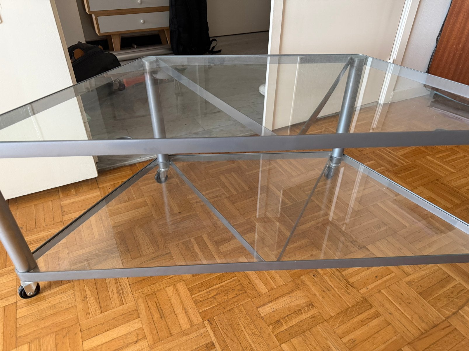 Table télé - A donner -, Enlèvement, Comme neuf, Verre