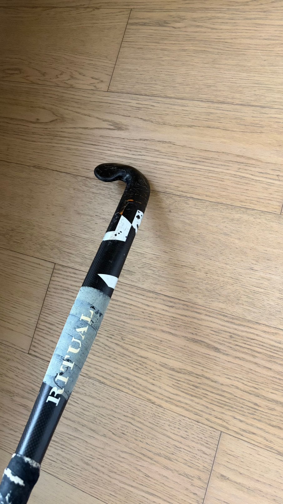 Stick de hockey Ritual Velocity 75 – 75 % carbone, Sports & Fitness, Enlèvement, Comme neuf, Stick