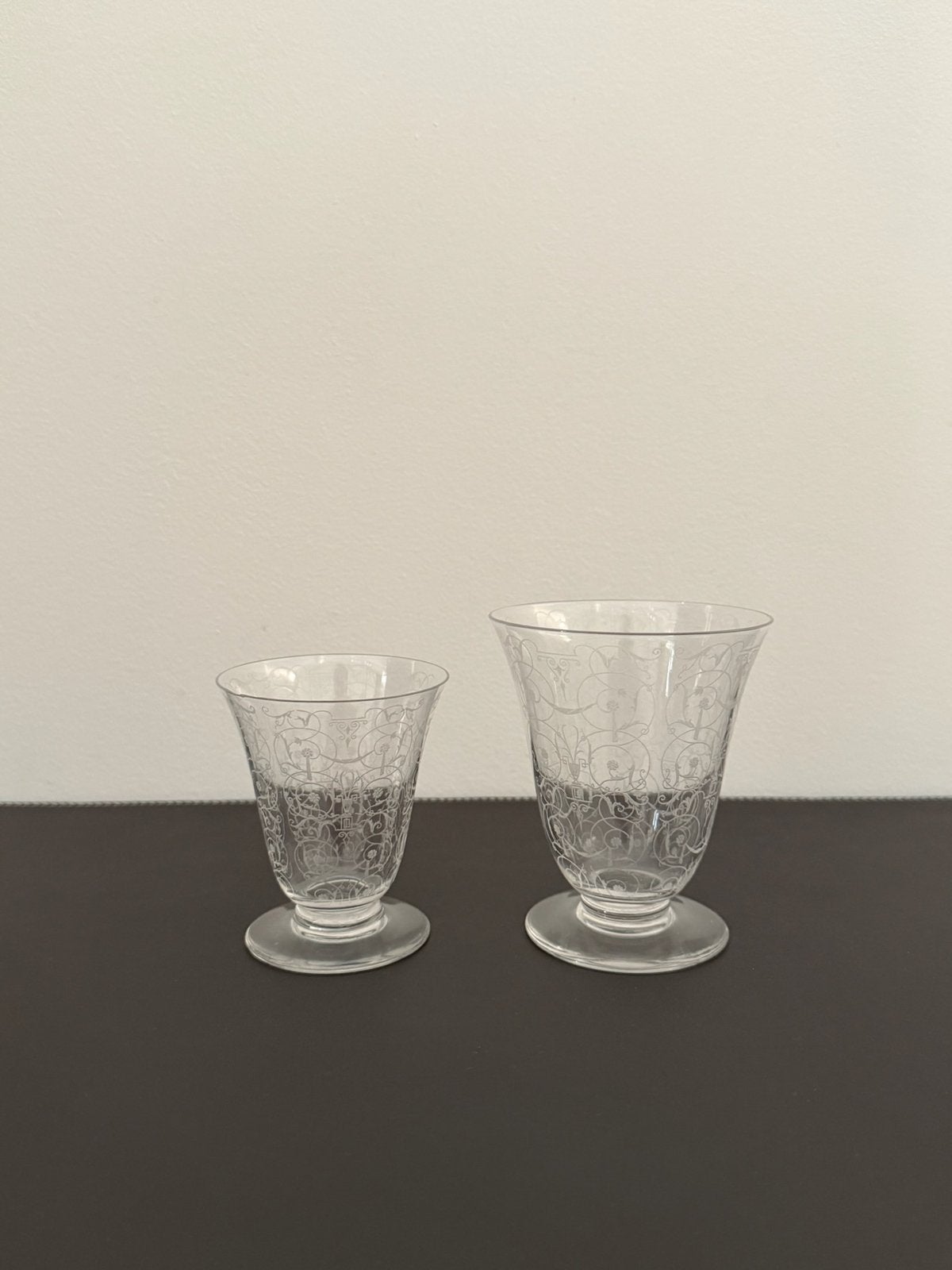 Ensemble x2 Verres Anciens en Cristal Gravés BACCARAT Rohan, Enlèvement ou Envoi