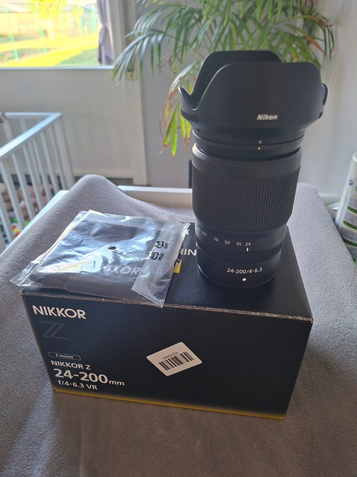 nikkor lens / objectief  24-200mm, Ophalen, Nikon