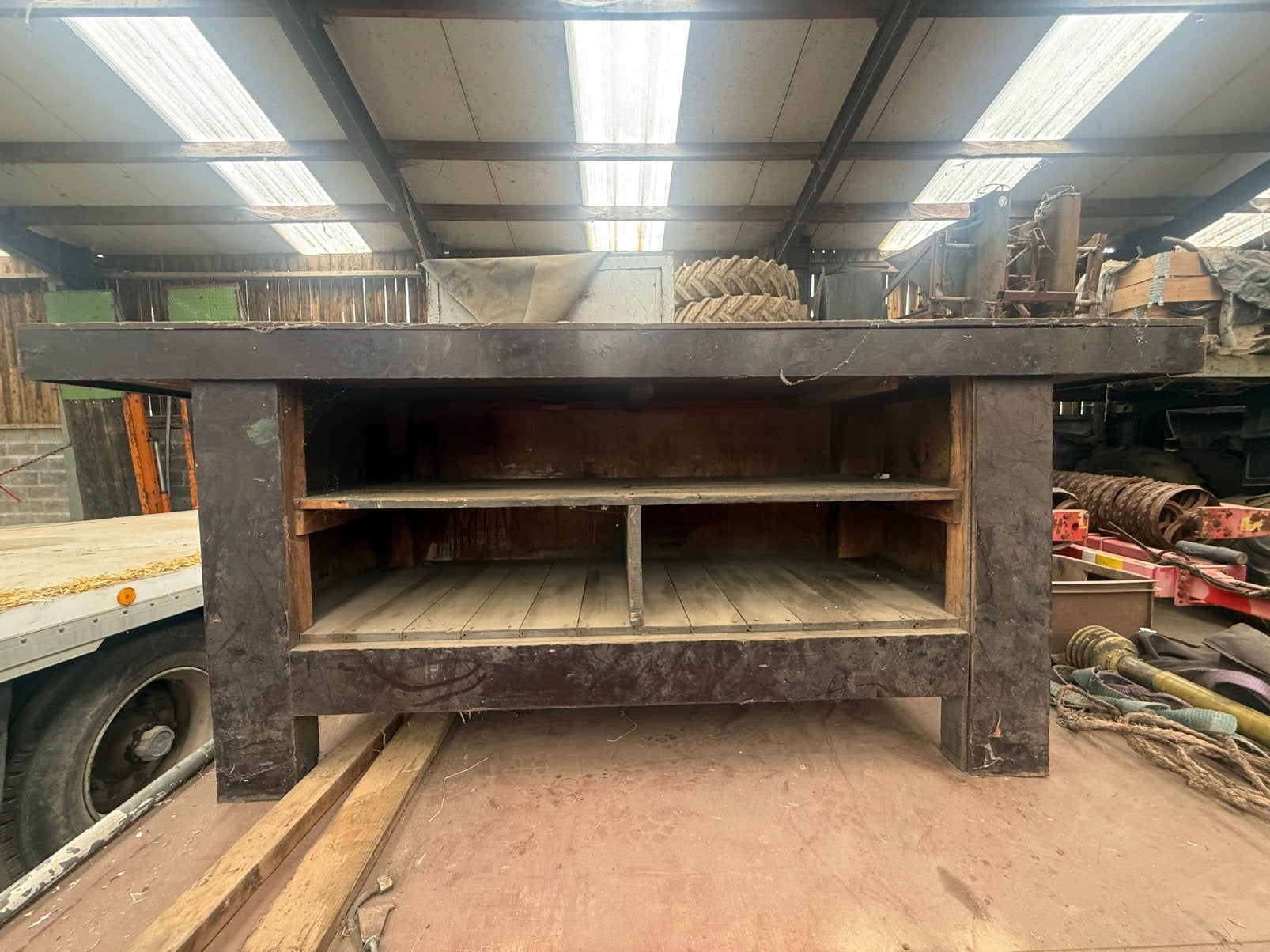 Établi et armoire, Bricolage & Construction, Enlèvement ou Envoi, Comme neuf