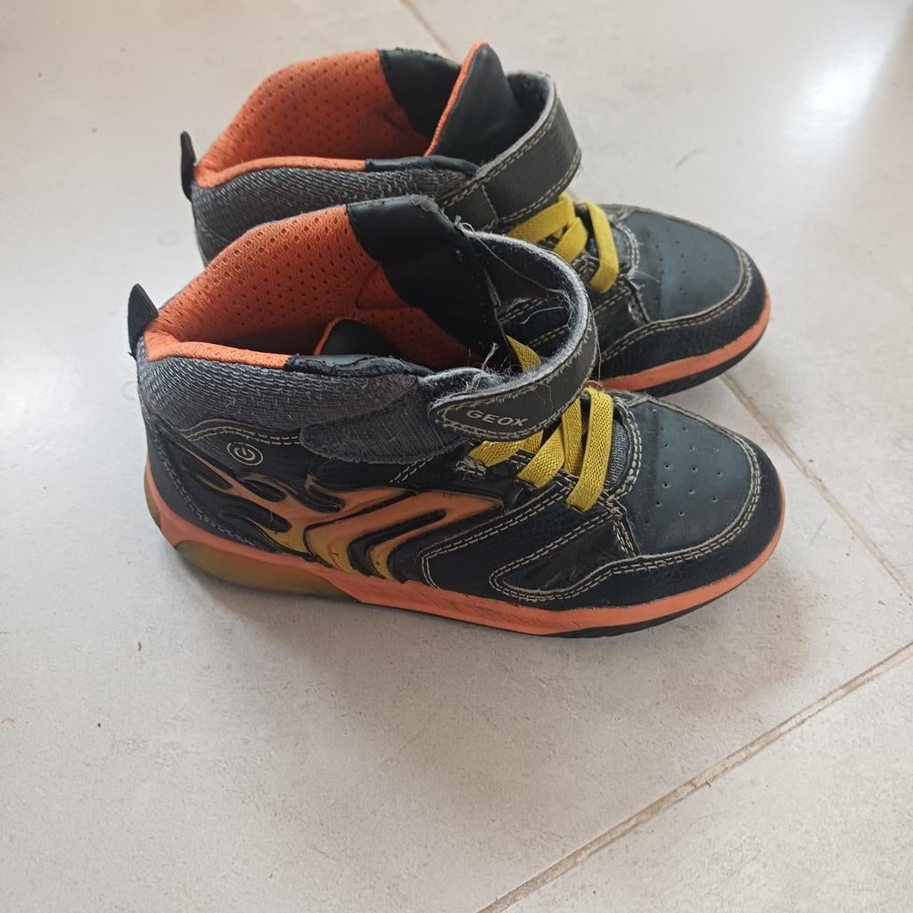Chaussures geox, Enfants & Bébés, Vêtements de bébé | Chaussures & Chaussettes, Enlèvement ou Envoi