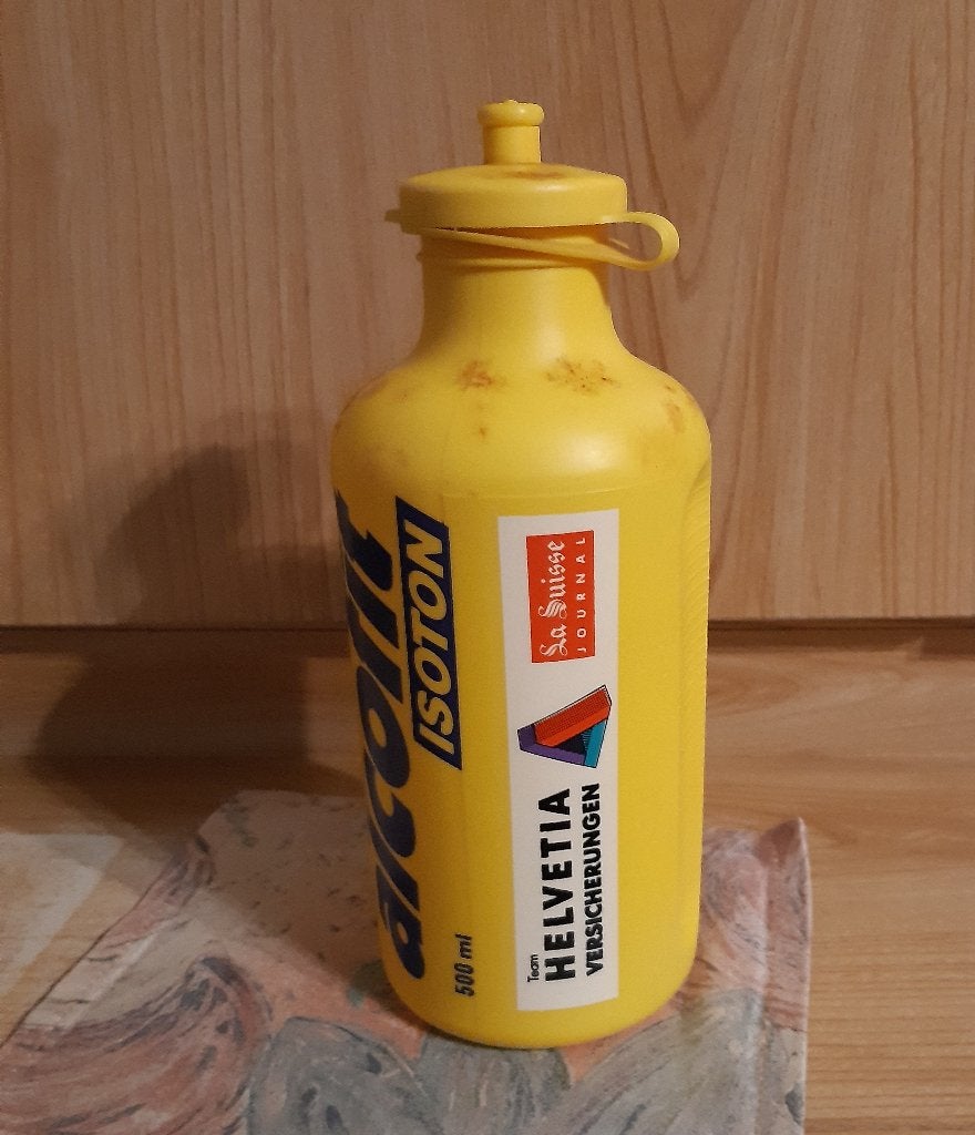 WIELRENNEN CYCLISME DRINKBUS BIDON TEAM HELVETIA, Ophalen of Verzenden