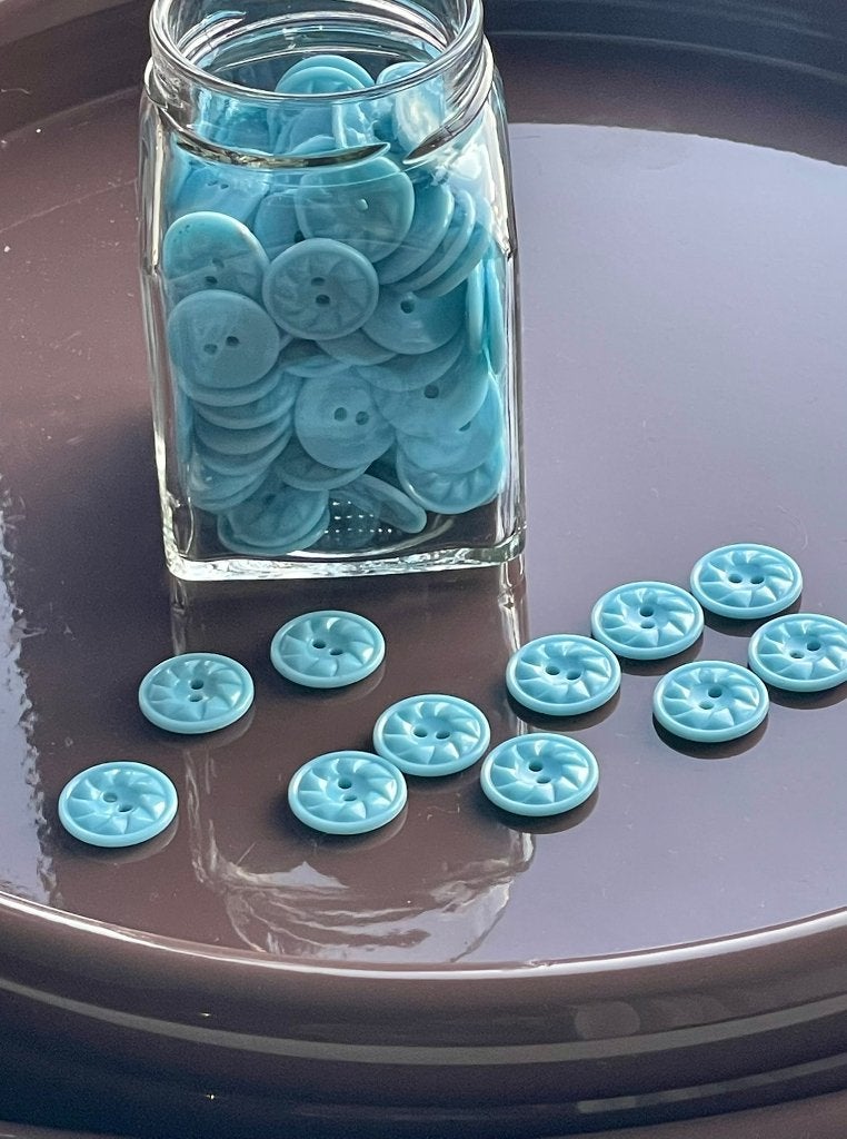 Lot de 150 boutons vintage bleu clair/NON/Non utilisés, Hobby & Loisirs créatifs, Couture & Fournitures, Enlèvement, Neuf, Bouton ou Boutons