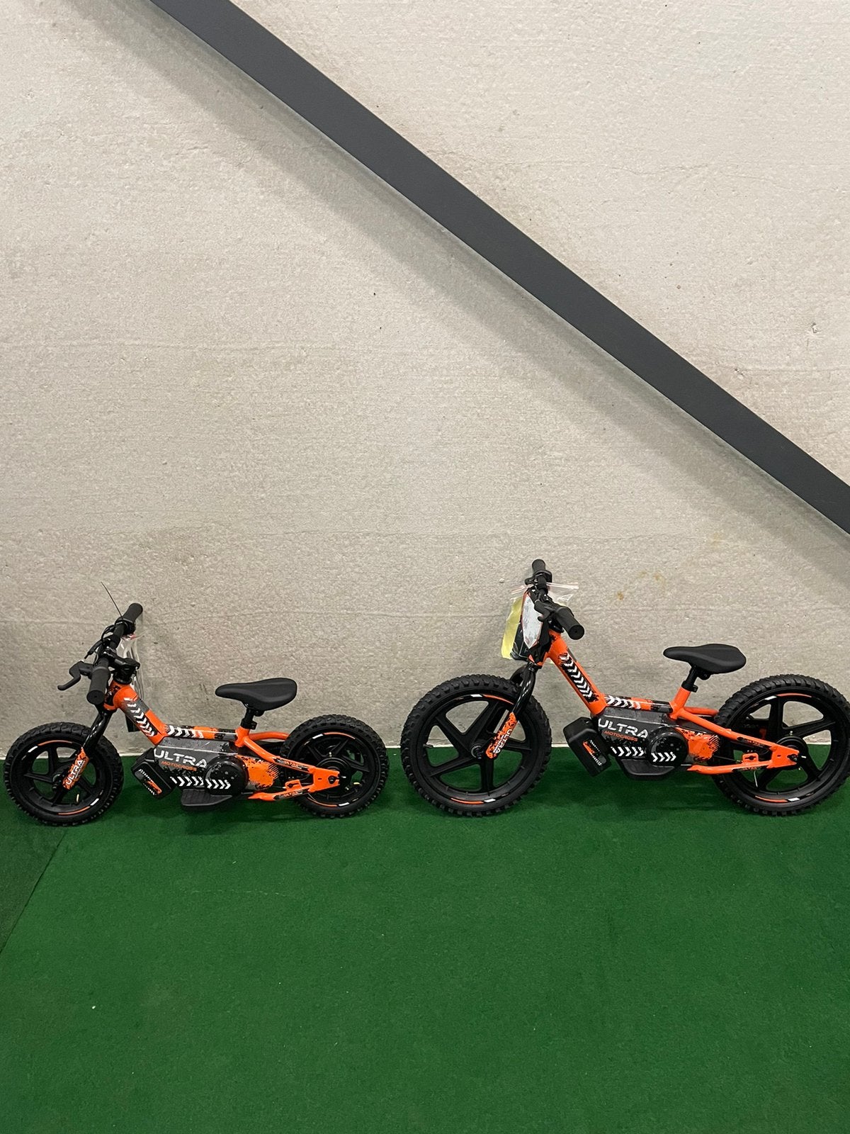 Nieuwe Ultra 16 inch elektrische loopfietsen voor kinderen, Enlèvement, Neuf, Cadre