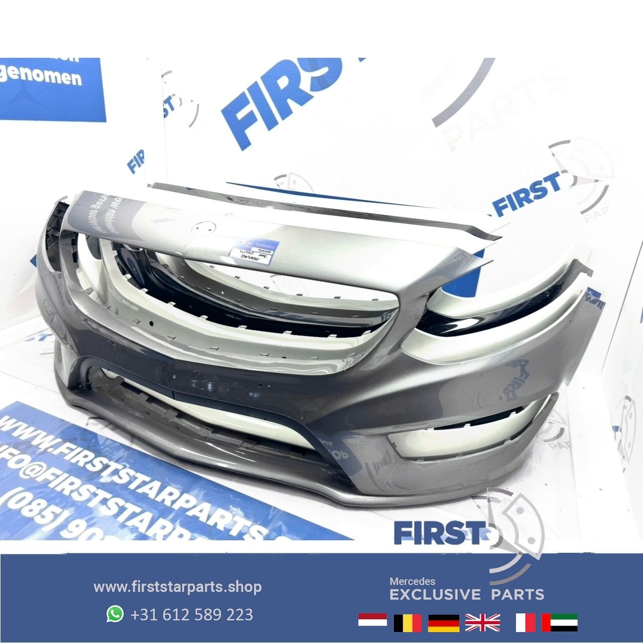 W246 AMG BUMPER B Klasse Voorbumper PDC ZWART WIT GRIJS ROOD, Gebruikt, -, Voor, Ophalen of Verzenden