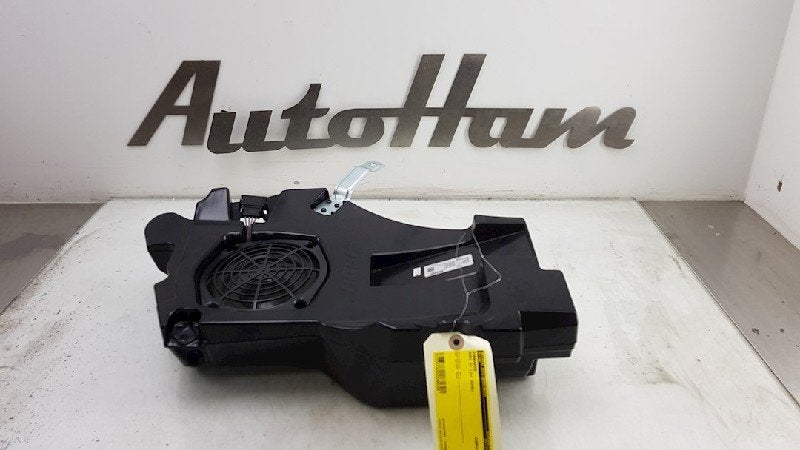 SUBWOOFER Audi S3 Sportback (8PA) (|8P4035382C|), Info@audi.de, Audi, Audi AG, Gebruikt