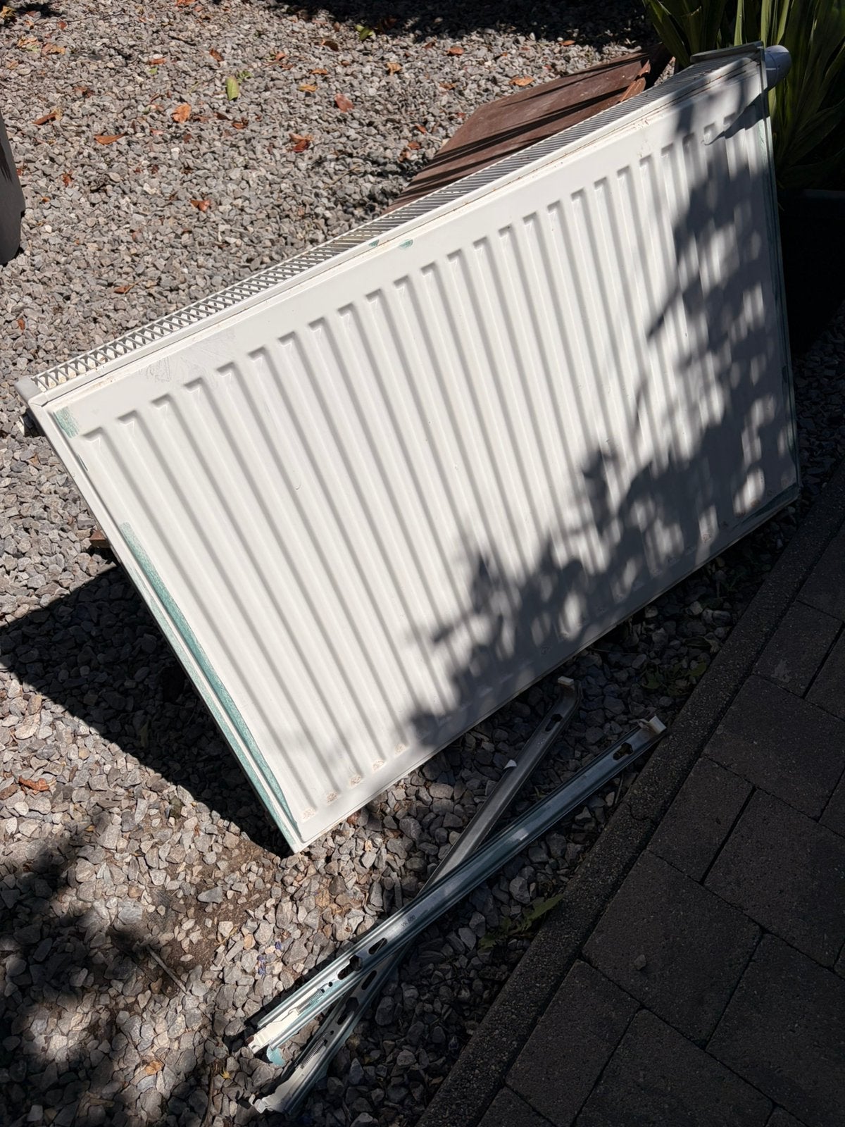 Urgent radiateur en bon etat de fonctionnement, Bricolage & Construction, 800 watts ou plus, Enlèvement, Utilisé, Haut rendement (HR)