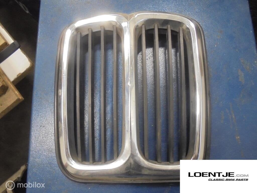 Grill nieren BMW E12 518 520 525 535 etc, Enlèvement ou Envoi, Utilisé, BMW, BMW