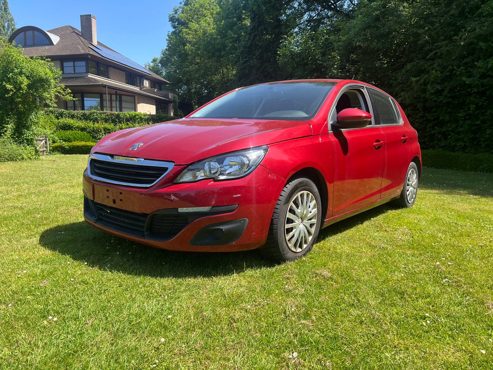 Peugeot 308/2017/1.2 essence/90 000 km/Euro 6, Autos, Rouge, Achat, Boîte manuelle, Noir