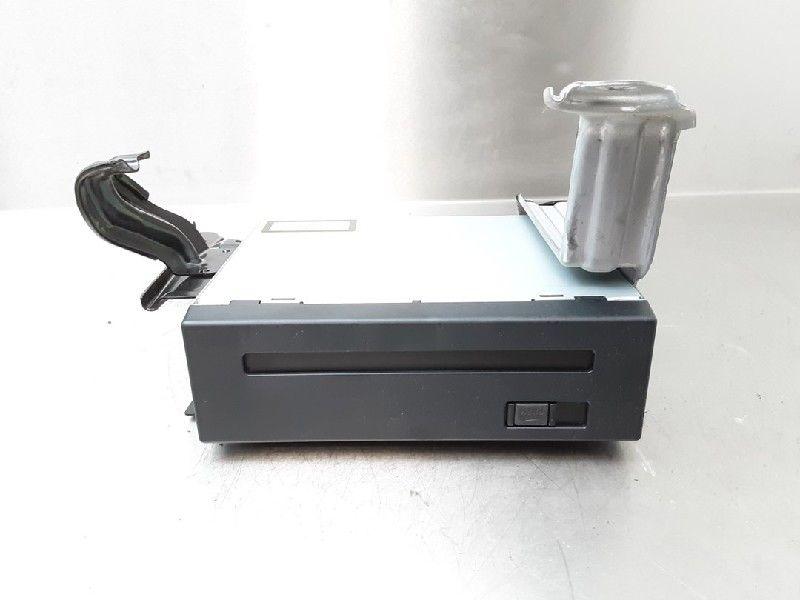 CD SPELER Toyota Prius (NHW20) (|8684147051|), Gebruikt, Toyota