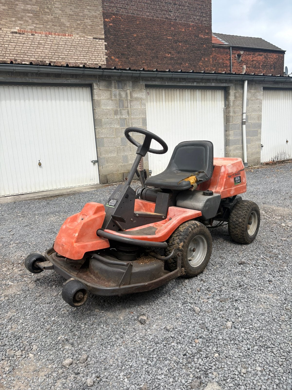 Tracteur tondeuse husqvarna rider 11 bio clip, Jardin & Terrasse, Enlèvement, Comme neuf