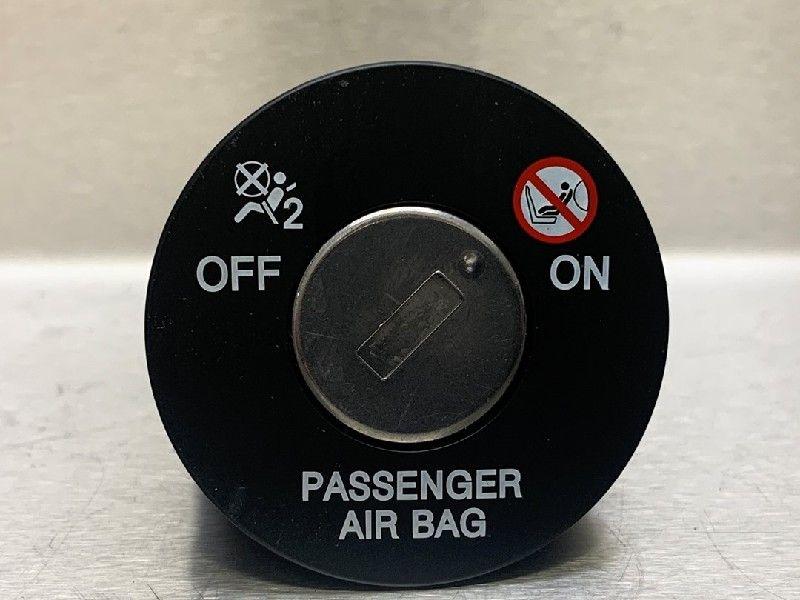 VEROUILLAGE AIRBAG Kia Venga (01-2010/03-2019), Utilisé, Kia