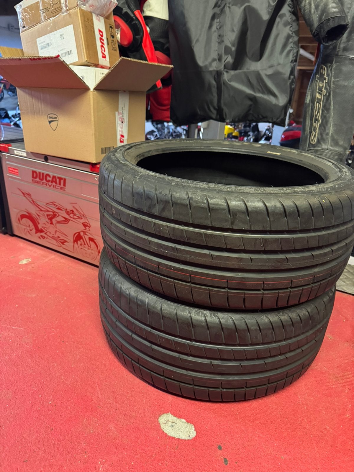 Goodyear eagle F1 235/40/18, Ophalen, Nieuw