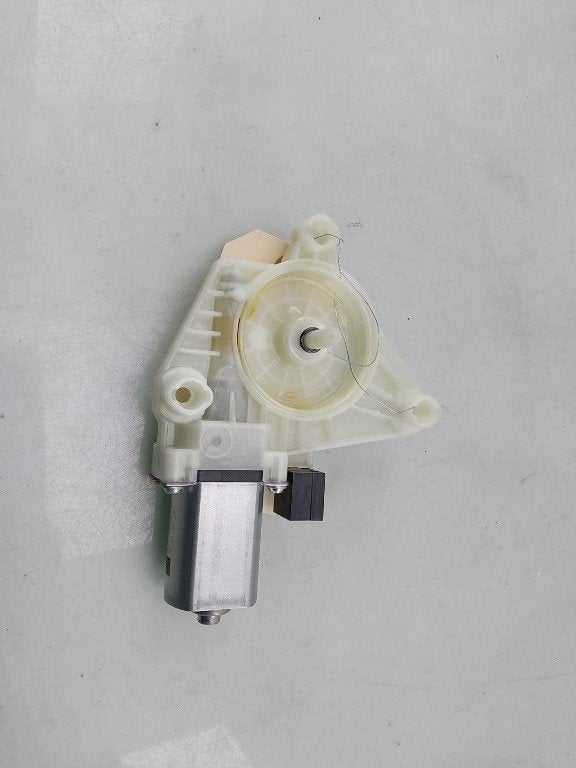 MOTEUR LEVE VITRE ELECTRIQUE Skoda Elroq (|5Q4959802E|), Dhr. J. Ham, Administratie@autoham.nl, Utilisé, Skoda