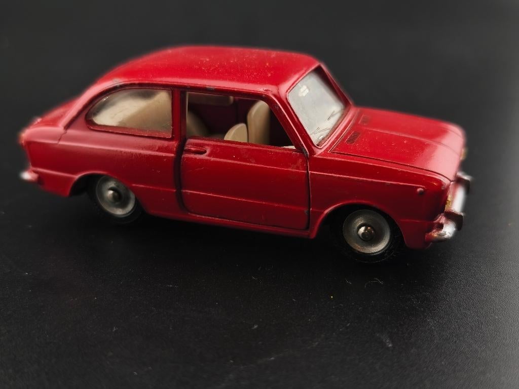 DINKY TOYS FRANKRIJK FIAT 850 REF 509, Ophalen of Verzenden, Zo goed als nieuw, Auto, Dinky Toys