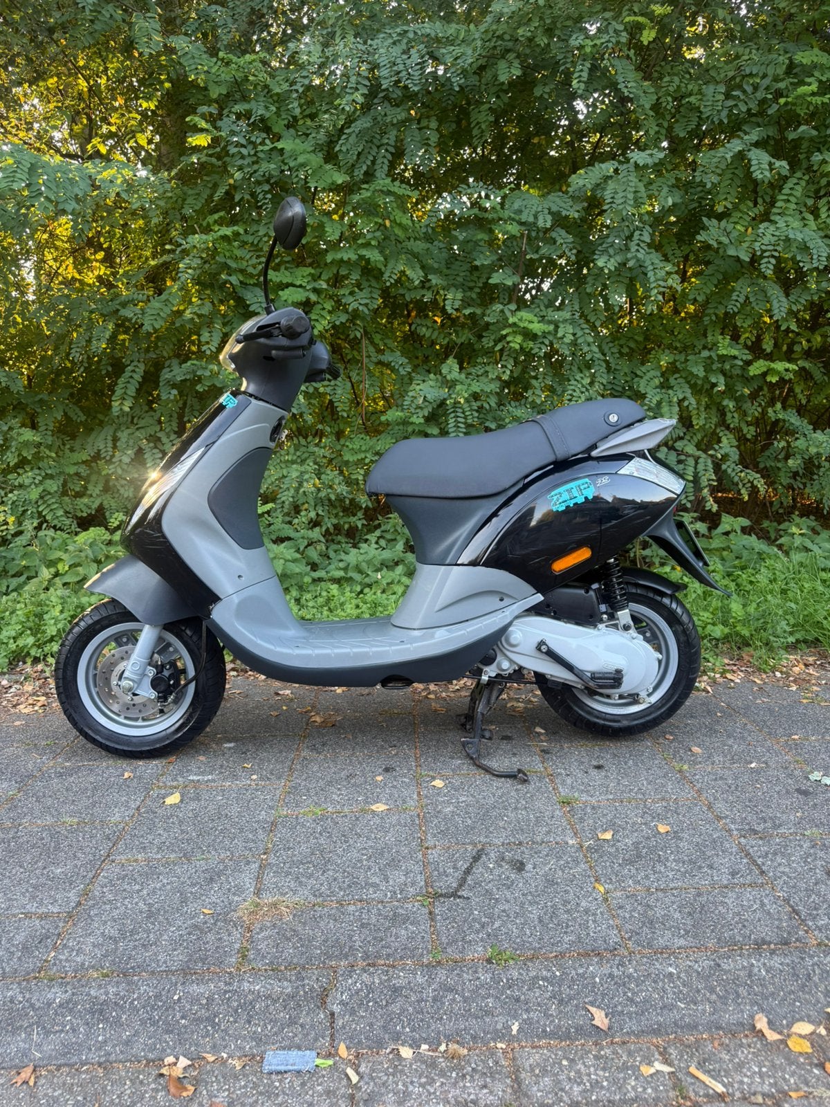 Piaggio Zip 2T 50cc 2000 A1 4.950KM, Fietsen en Brommers, Ophalen, Zo goed als nieuw