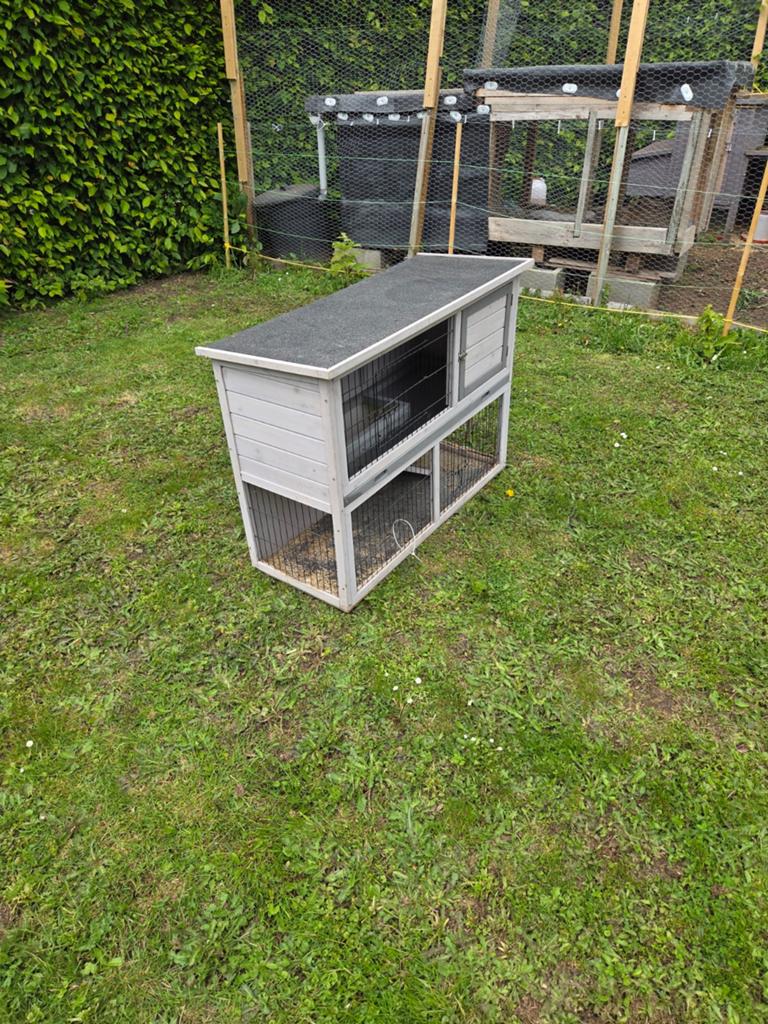 Clapier a vendre sur Soumagne 40 euros, Animaux & Accessoires