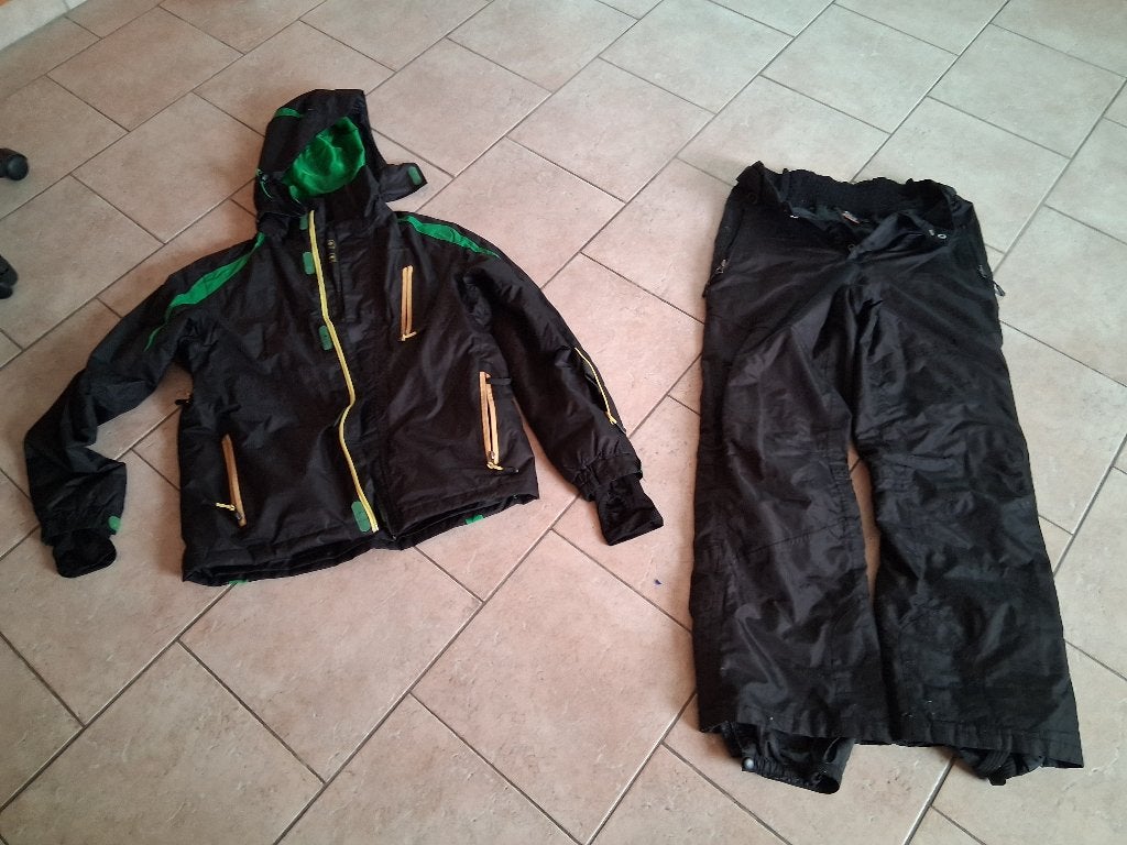 Ski kleding, Sport en Fitness, Ophalen of Verzenden, Gebruikt, Ski, Kleding