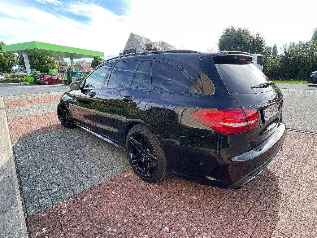 Mercedes C63 amg, Auto's, Automaat, Achterwielaandrijving, 4000 cc, Zwart