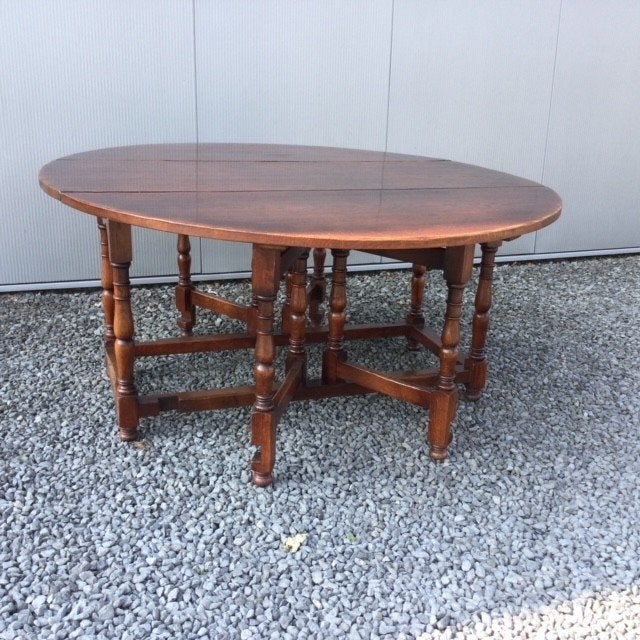 Zware Engelse gate leg tafel, Ophalen