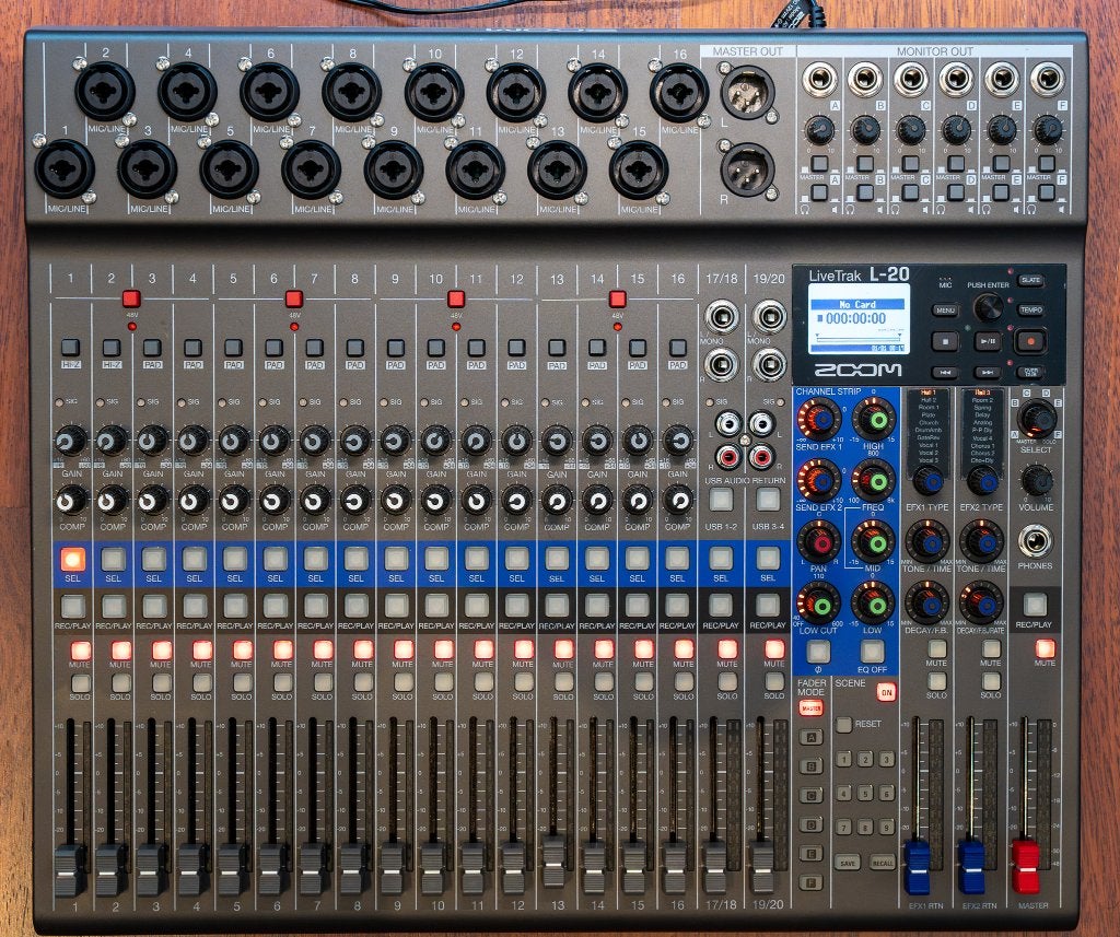 Zoom LiveTrak L-20, Muziek en Instrumenten, Ophalen, Zo goed als nieuw, 20 kanalen of meer, Microfooningang
