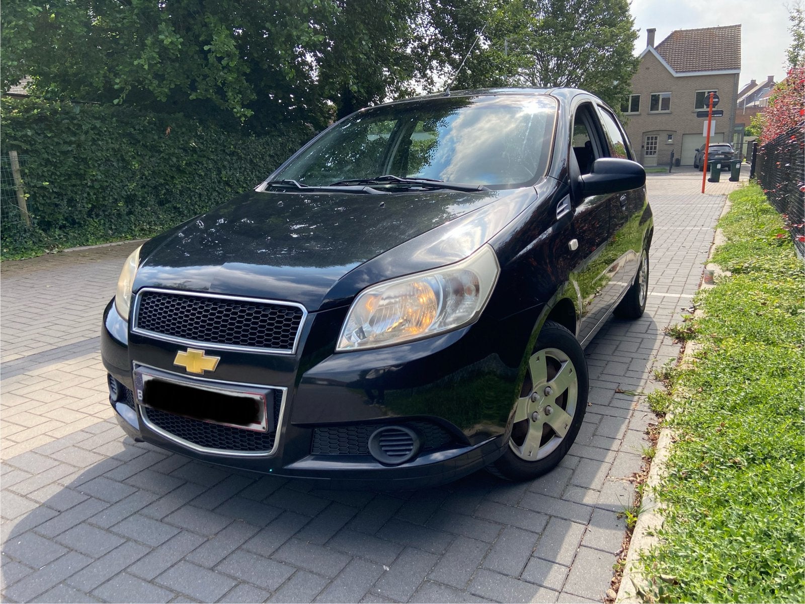 is gekeurd V. Verkoop+carpass *Proper! *Chevrolet aveo 1.2i, Voorwielaandrijving, 1206 cc, Zwart, 62 kW