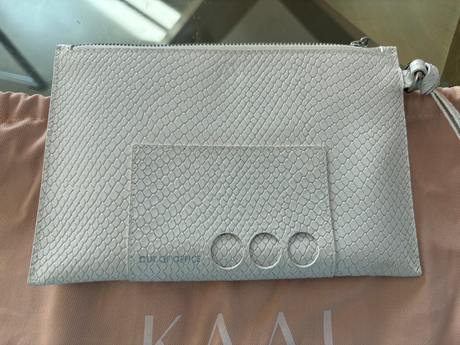 Pochette Quay, Enlèvement ou Envoi, Neuf, Blanc