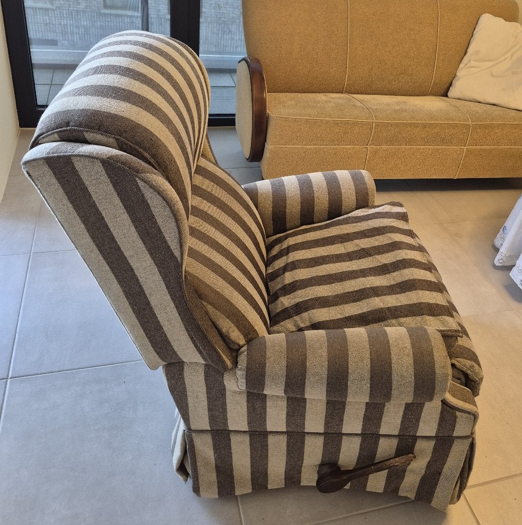 La-Z-Boy Relaxzetel voor ultiem Zitcomfort (gratis, nu weg), 125 à 150 cm, Enlèvement, Utilisé, Tissus