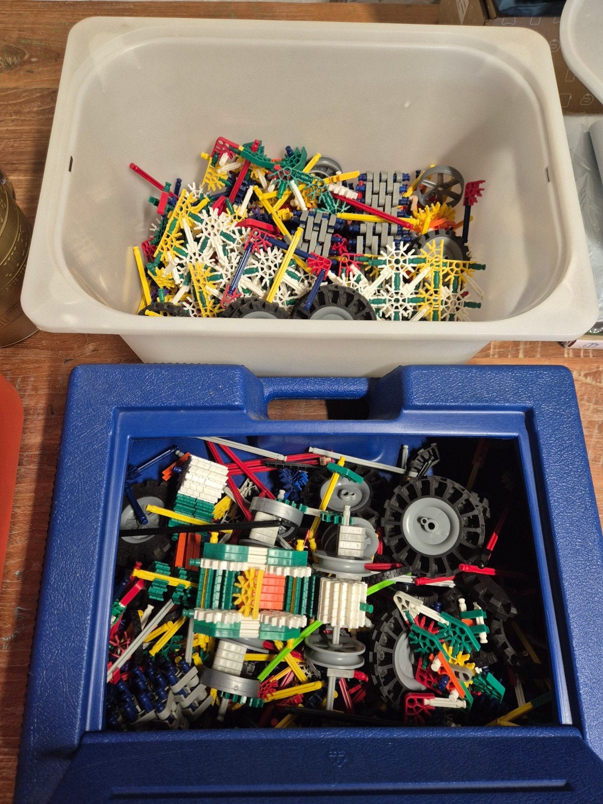Grote bak met Knex + Knex koffer, Ophalen, Gebruikt, K'nex