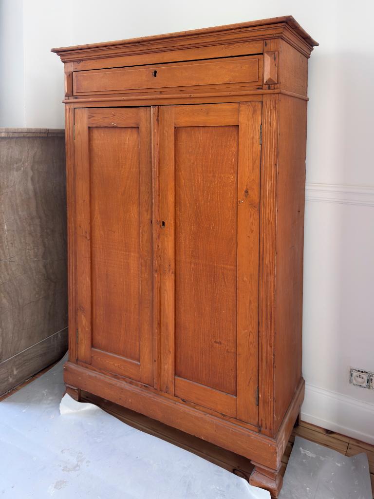 Armoire ancienne en bois massif – style Louis-Philippe, Antiek en Kunst, Antiek | Meubels | Kasten, Ophalen