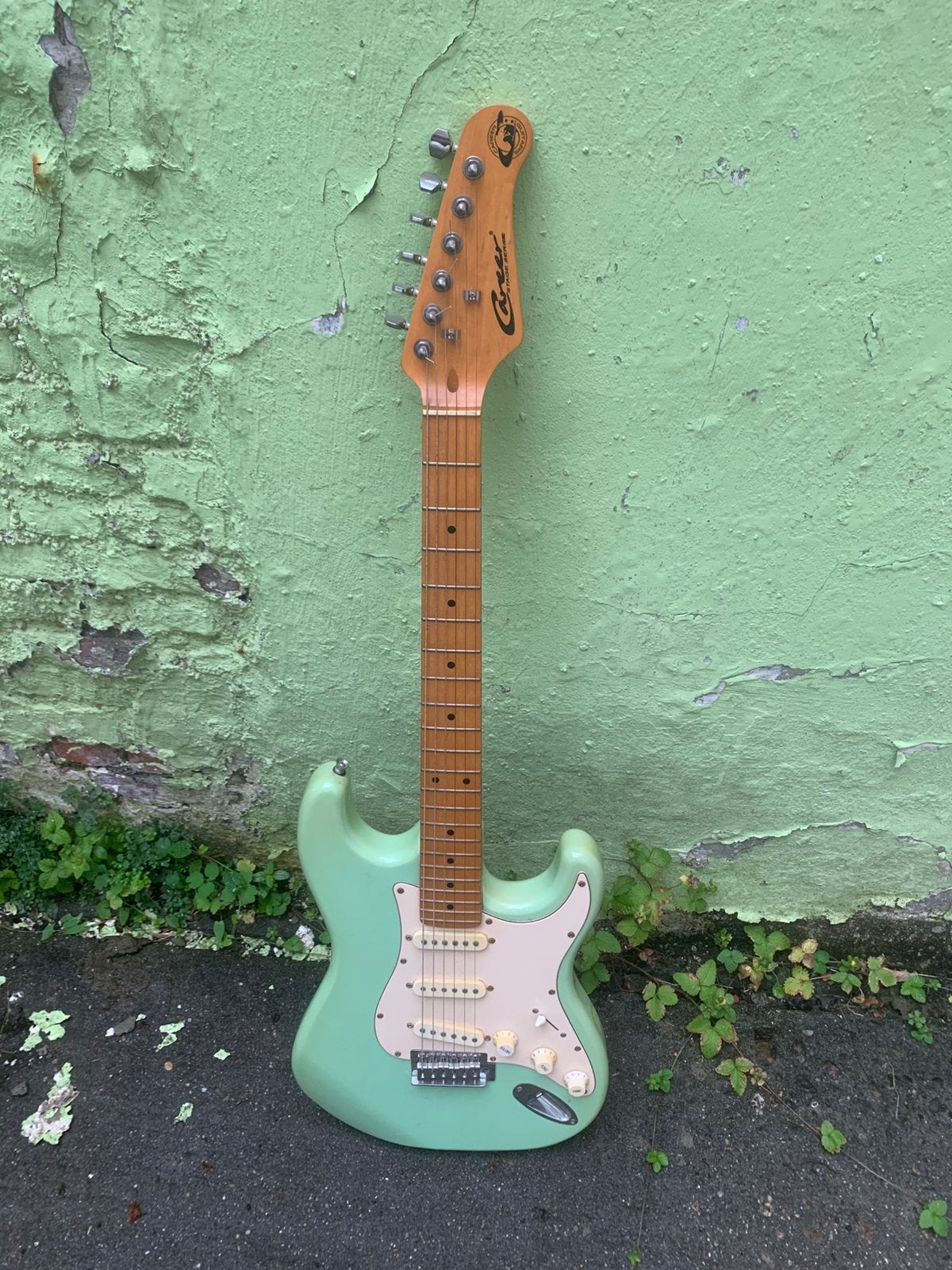 Career stage series Stratocaster Surf green, Muziek en Instrumenten, Snaarinstrumenten | Gitaren | Elektrisch, Ophalen of Verzenden