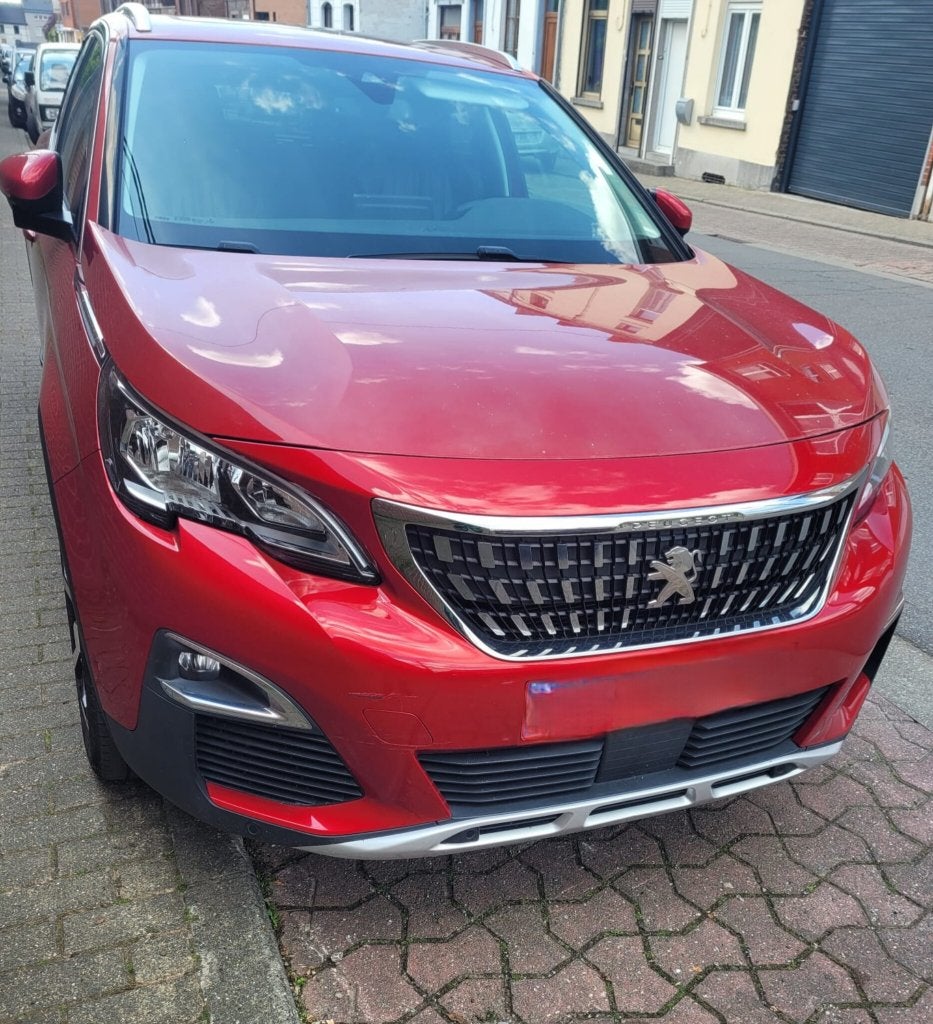 Peugeot 3008  puretech 1.2 essence 14.000 km prix 14.500 eu, Autos, Cuir, Achat, Boîte manuelle, Autres couleurs
