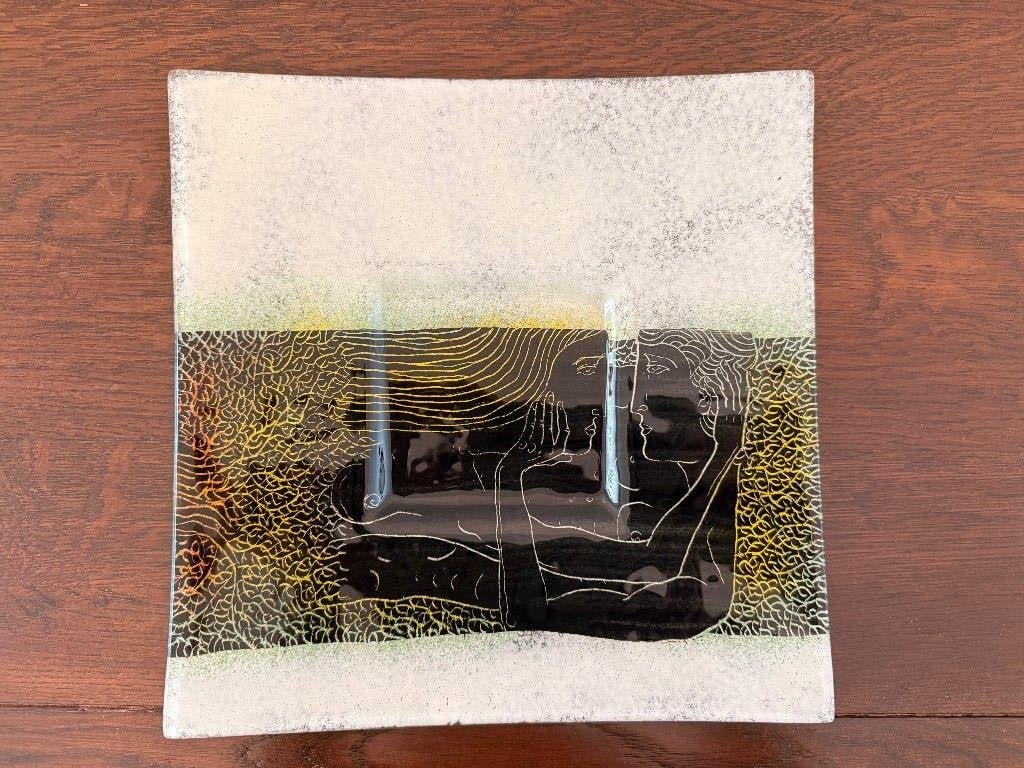 Plat design en verre soufflé / fusionné (28 x 28 cm), Fait main, Comme neuf, Verre, Enlèvement