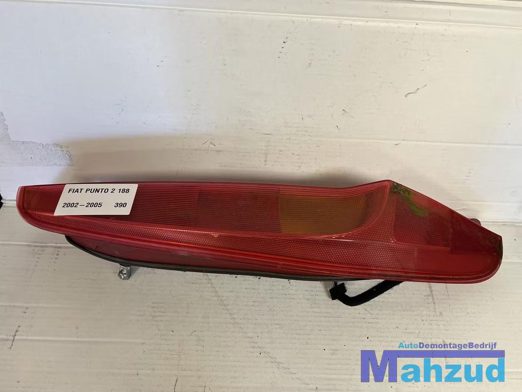 FIAT PUNTO 2 188 links achterlicht 2002-2005, Gebruikt, Stellantis Europe S.p.A., Info@stellantis.com, Corso Giovanni Agnelli 200
10135  Turin, IT