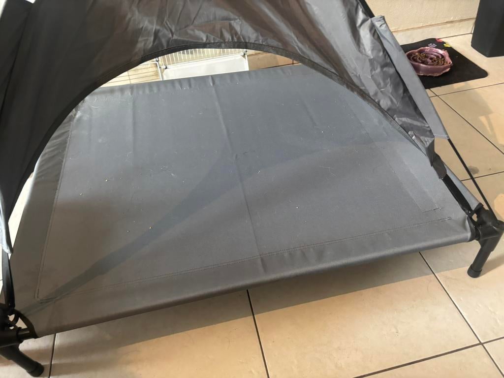 Kapping bed honden, Tuin en Terras, Partytenten, Ophalen, Zo goed als nieuw