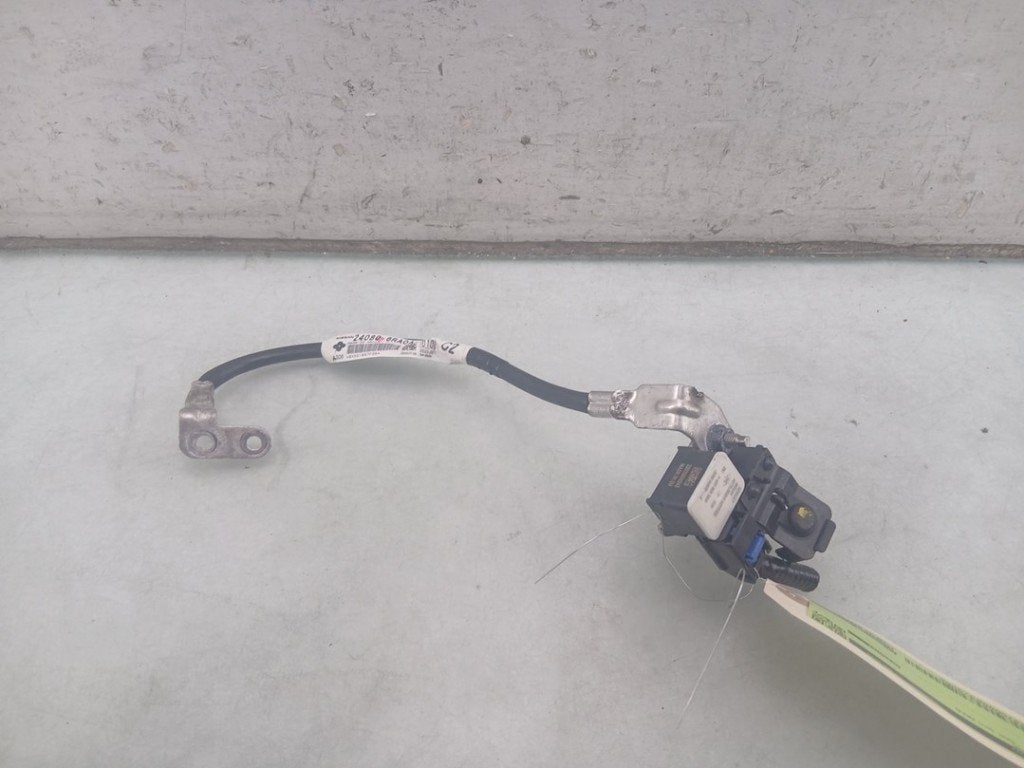 ACCU SENSOR Nissan X-Trail (T33) (01-2021/-), Auto-onderdelen, Gebruikt, Germany@nissan-services.eu, Kronenweg 38
50389  Wesseling, DE