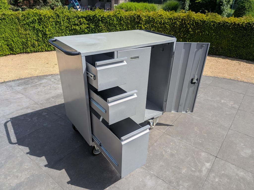 Concourkast / zadelkast - ideaal voor in 2-paards camionette, Enlèvement, Utilisé