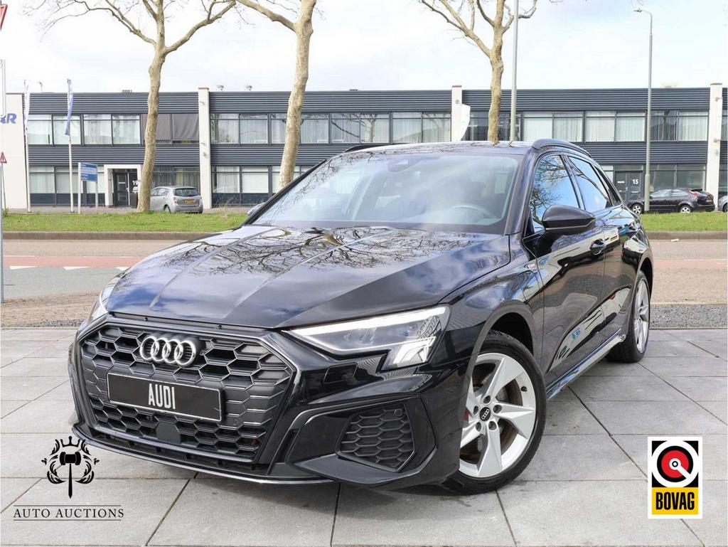 Audi A3 Sportback 45 TFSI e S edition Competition S-Line | 2, Autos, Achat, Entreprise, Noir, Berline