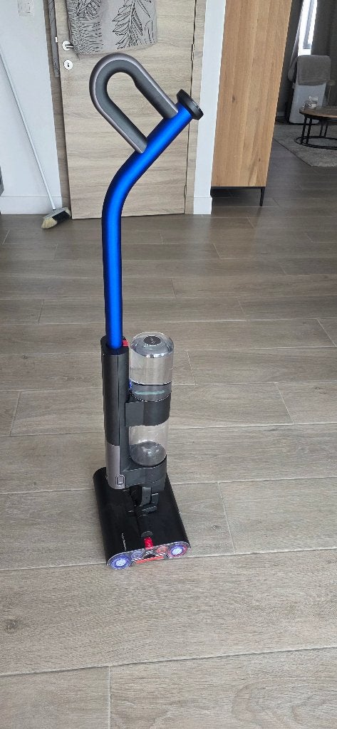 Dyson wash G1 in goede staat, Elektronische apparatuur, Stofzuigers, Zo goed als nieuw, Dyson, Draadloos, Reservoir