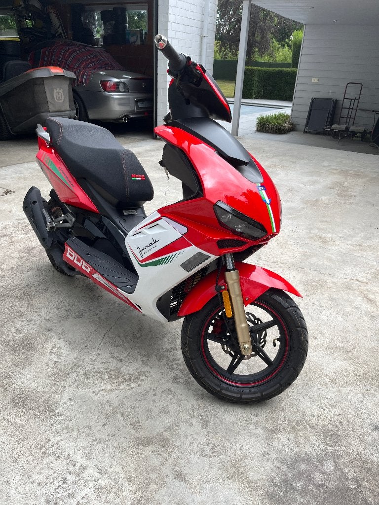 Neco GPX 50 cc klasse B 1150 km * nieuwstaat * SPOTPRIJS, Fietsen en Brommers, Scooters | Overige merken, Zo goed als nieuw, Klasse B (45 km/u)